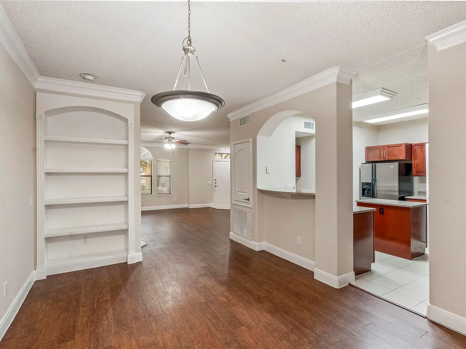 San Brisas Apartment Homes — Photo 4
