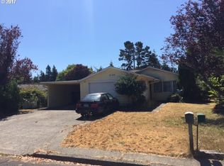 2140 17th St, Florence, OR 97439