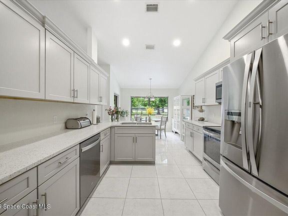 4th image of 5380 Florida Palm Ave