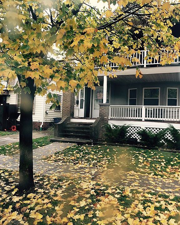 1st image of 3163 W 111th St