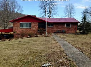 603 Pine Dr, Poca, WV 25159