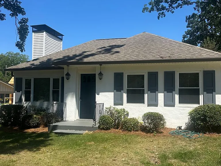 1015 Lanier Ave — Photo 1