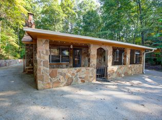 4 Colonial Club Dr, Acworth, GA 30102