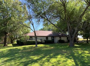 4918 Ensign Rd, Ennis, TX 75119