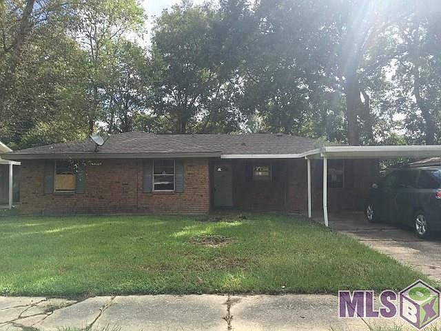 1st image of 265 Fontainebleau Dr
