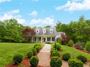 380 Old Plainfield Pike, Scituate, RI 02825