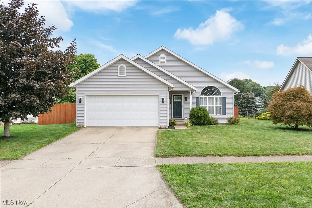 2191 Star Dr photo 1