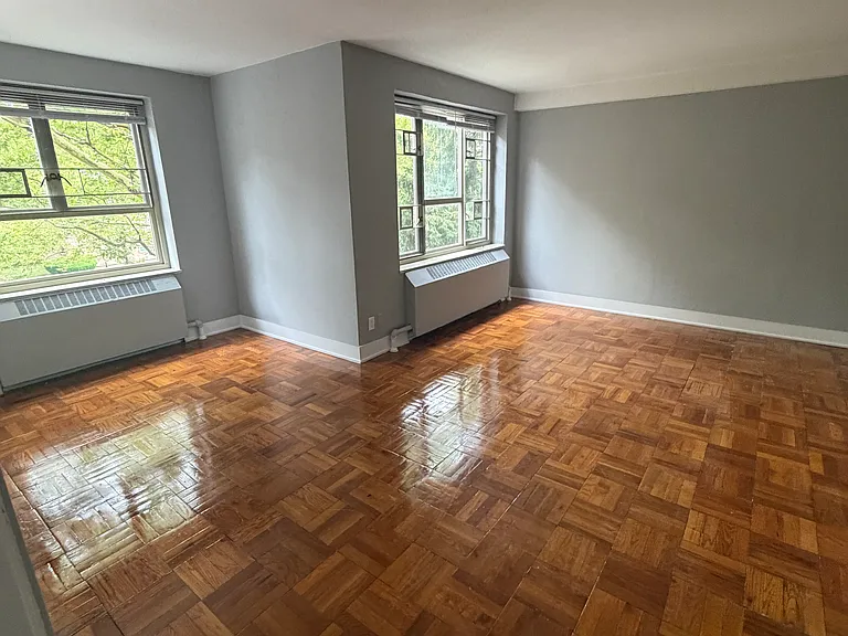 67-49 185th St #1 — Photo 3