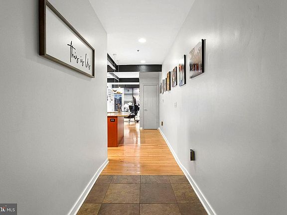 4th image of 242 Centre St Unit 4
