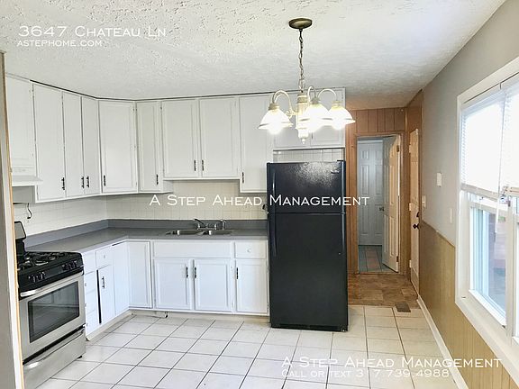 3rd image of 3647 N Chateau Ln