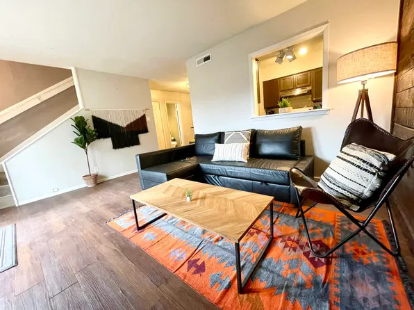 2411 Mission Hill Dr, Austin, TX 78741