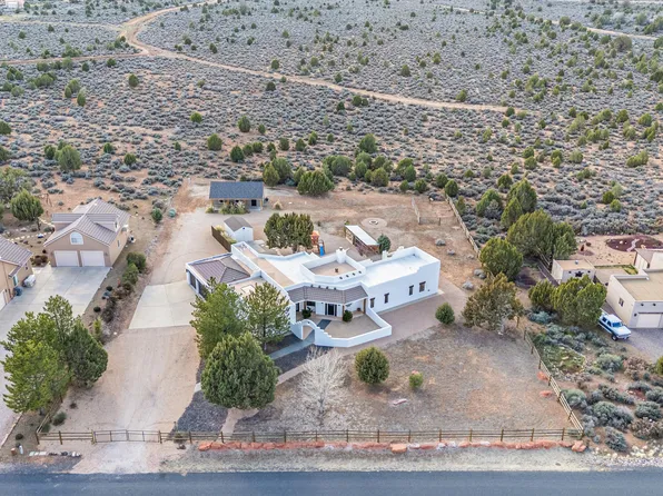 1235 N Carters Pond Rd, Dammeron Valley, UT 84783