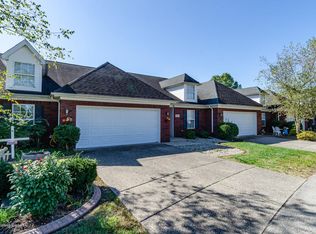 6604 Woods Mill Dr #1, Louisville, KY 40272