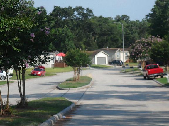  Entrance of main road in subdivision