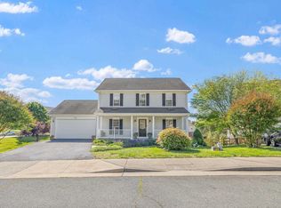 1236 Amber Ridge Rd, Charlottesville, VA 22901