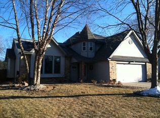 15210 Charles St, Omaha, NE 68154