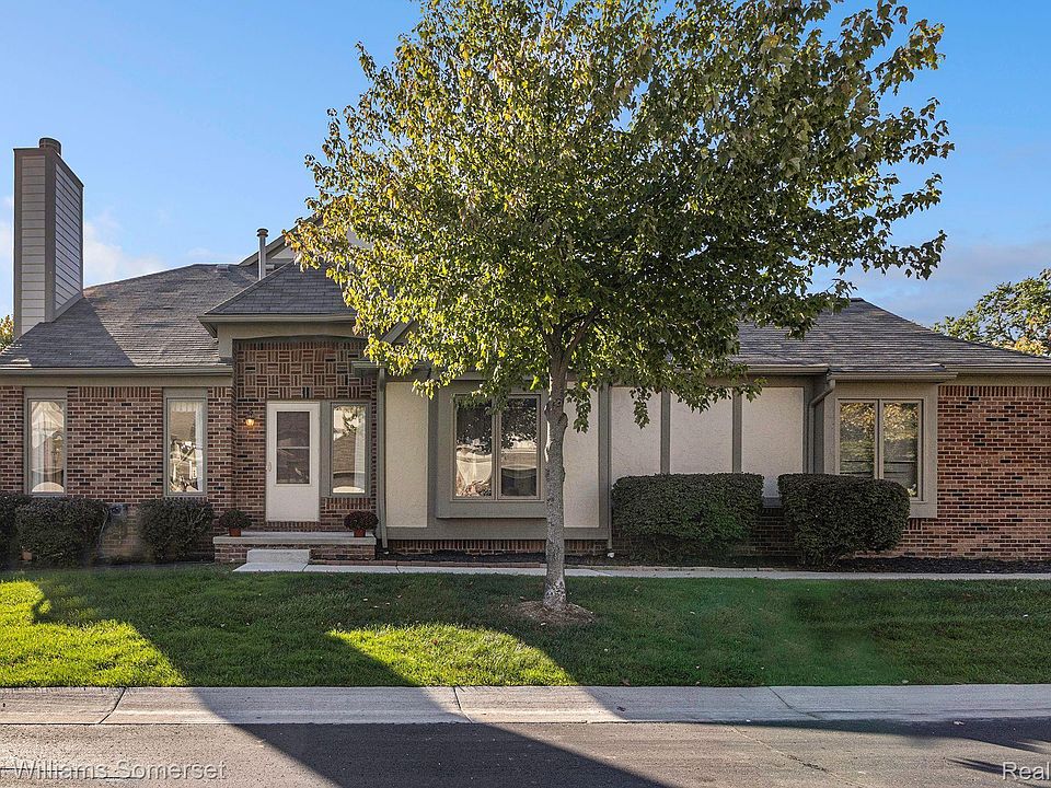 1st image of 42199 Saratoga Cir