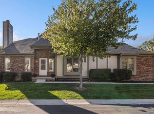 42199 Saratoga Cir, Canton, MI 48187