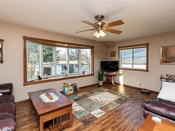 2nd image of 7693 SE Vandalia Dr
