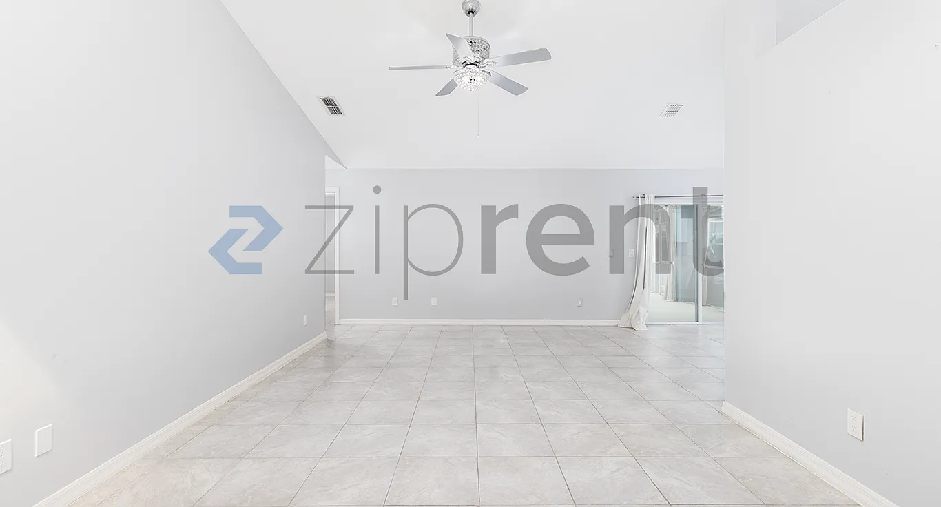 4 bed, 1750 sqft, $2,795 — Photo 4
