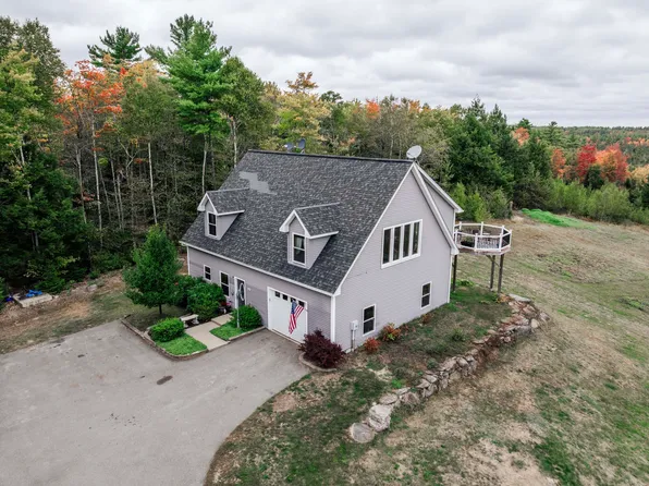 56 Royal Ridge Road, Holden, ME 04429