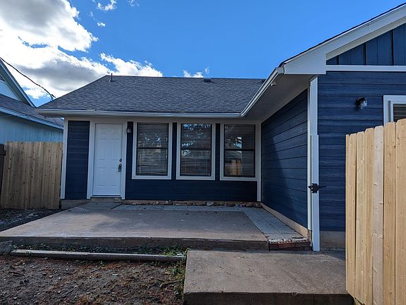 4th image of 1801 Greenlawn Blvd