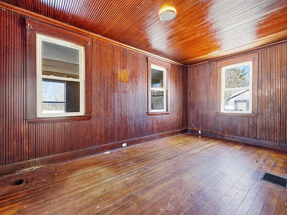 4th image of 16 Witchtrot Road