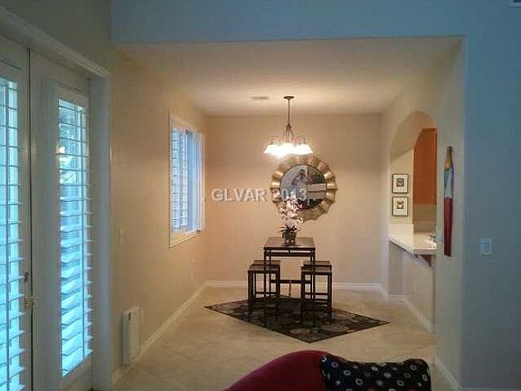 3rd image of 1016 N Bannockburn St