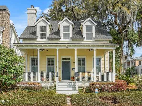 805 King St, Beaufort, SC 29902