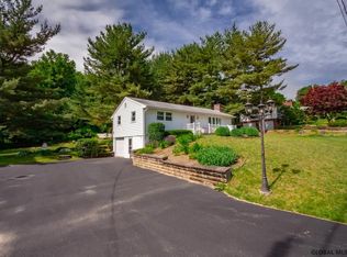 5 Shepherd Ln, Troy, NY 12182