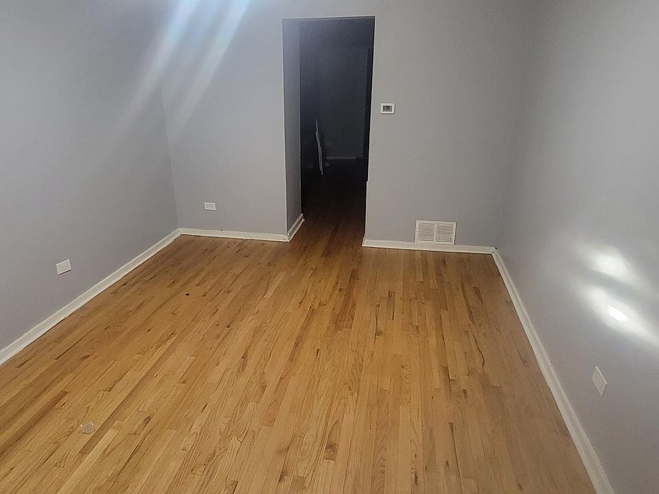 1st image of 2702 W Julia Ct Fl 1