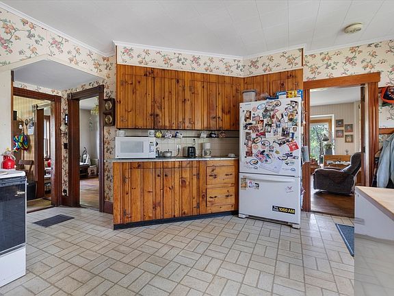 5th image of 99 Lovett Rd