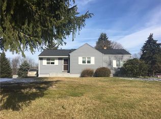 149 W Mowry Rd, Monaca, PA 15061