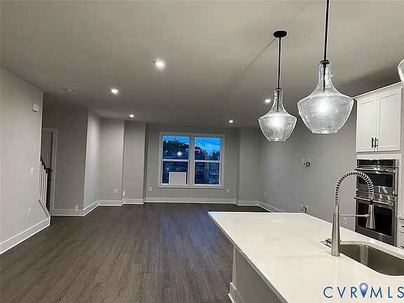 3rd image of 2735 Saint Elias Dr #B