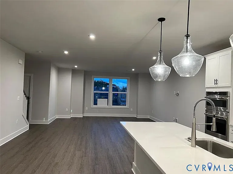 2735 Saint Elias Dr #B — Photo 3