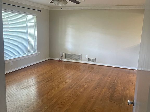 Plenty of room for a BIG screen TV