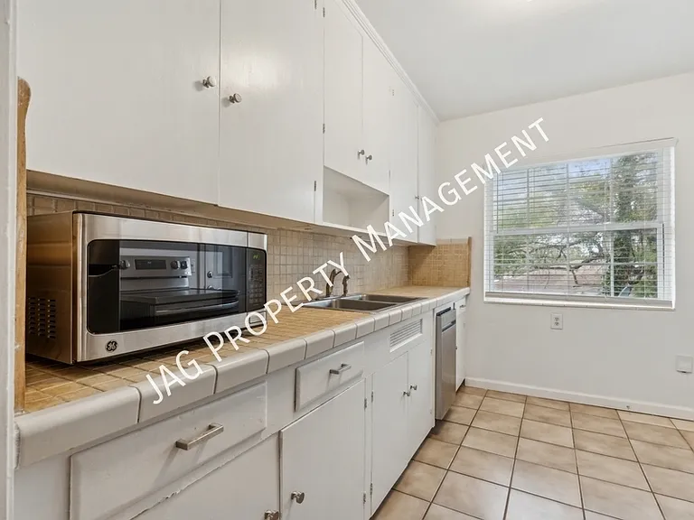 1886 San Marco Blvd #3 — Photo 4