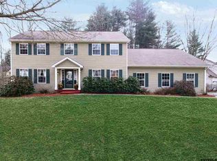 2 Mahogany Rdg, Gansevoort, NY 12831