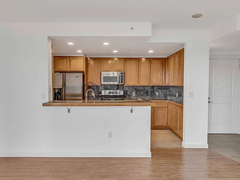2607 Western Ave #654 — Photo 18