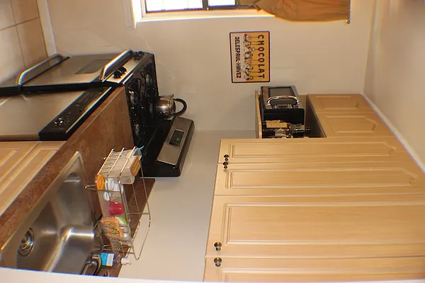 Sold by Chintan Trivedi | media 8