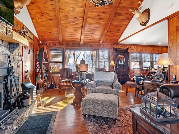 24th image of this home