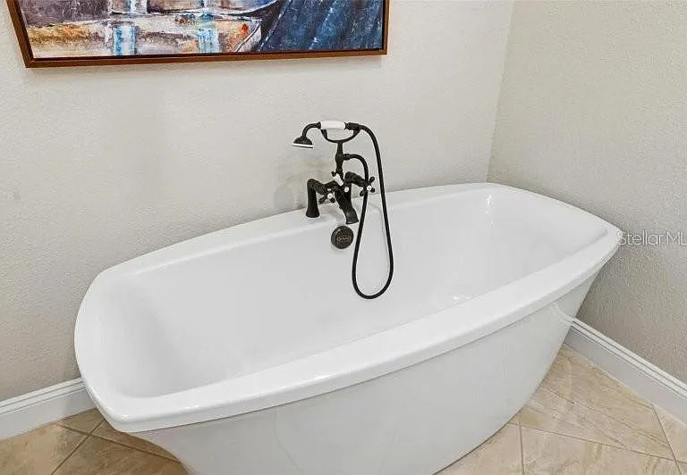 2521 W Marion Ave #311 — Photo 18