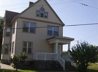 1762 Crawford Rd, Cleveland, OH 44103