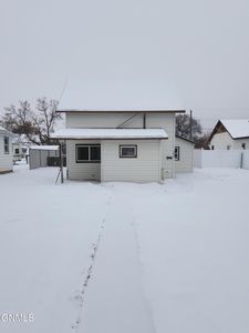 203 S 2nd St, Glen Ullin, ND, 58631