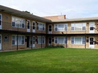 4333 W 95th St APT 4, Oak Lawn, IL 60453