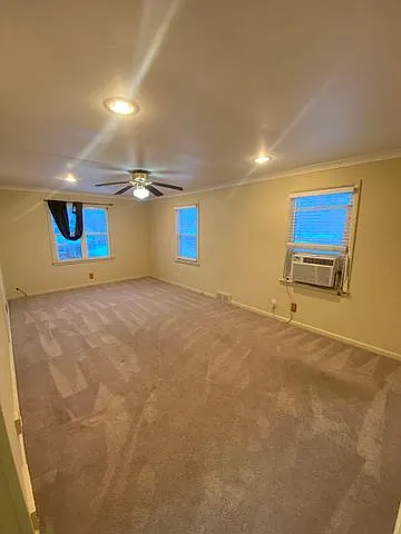 145 E Maplehurst St — Photo 13