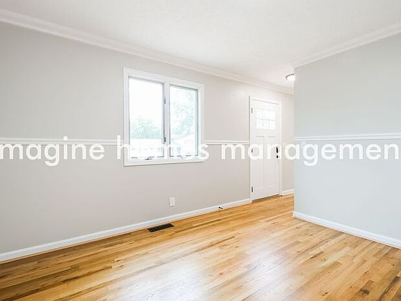 5th image of 11717 Hollingsworth Way