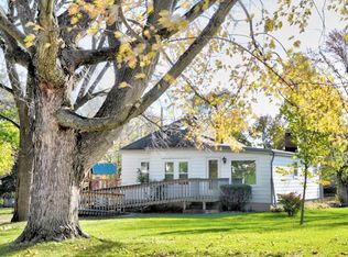 2135 W Mangold Ave, Milwaukee, WI 53221