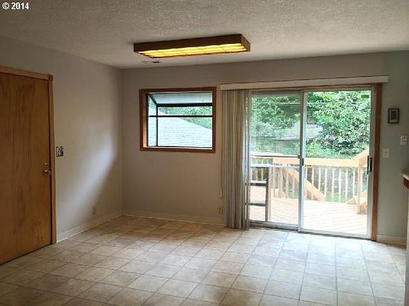 5th image of 7215 NE 61st Ave