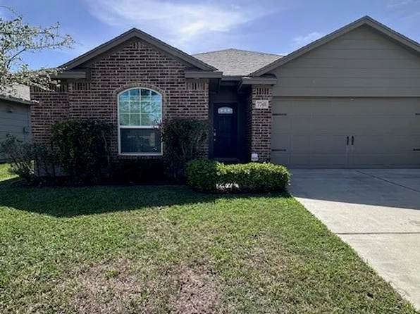 7741 Corral Dr, Corpus Christi, TX 78414